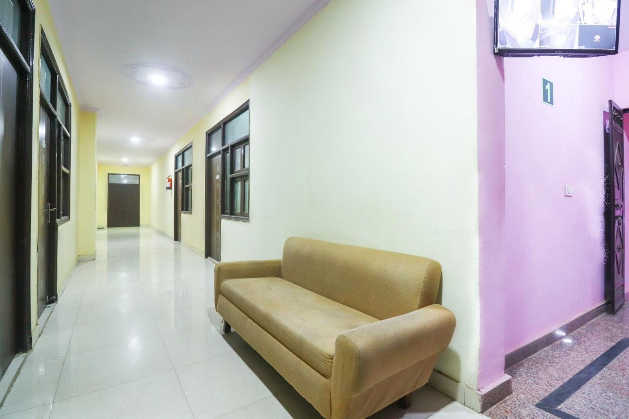 Hotel O Sunrise Inn Indirapuram Esterno foto