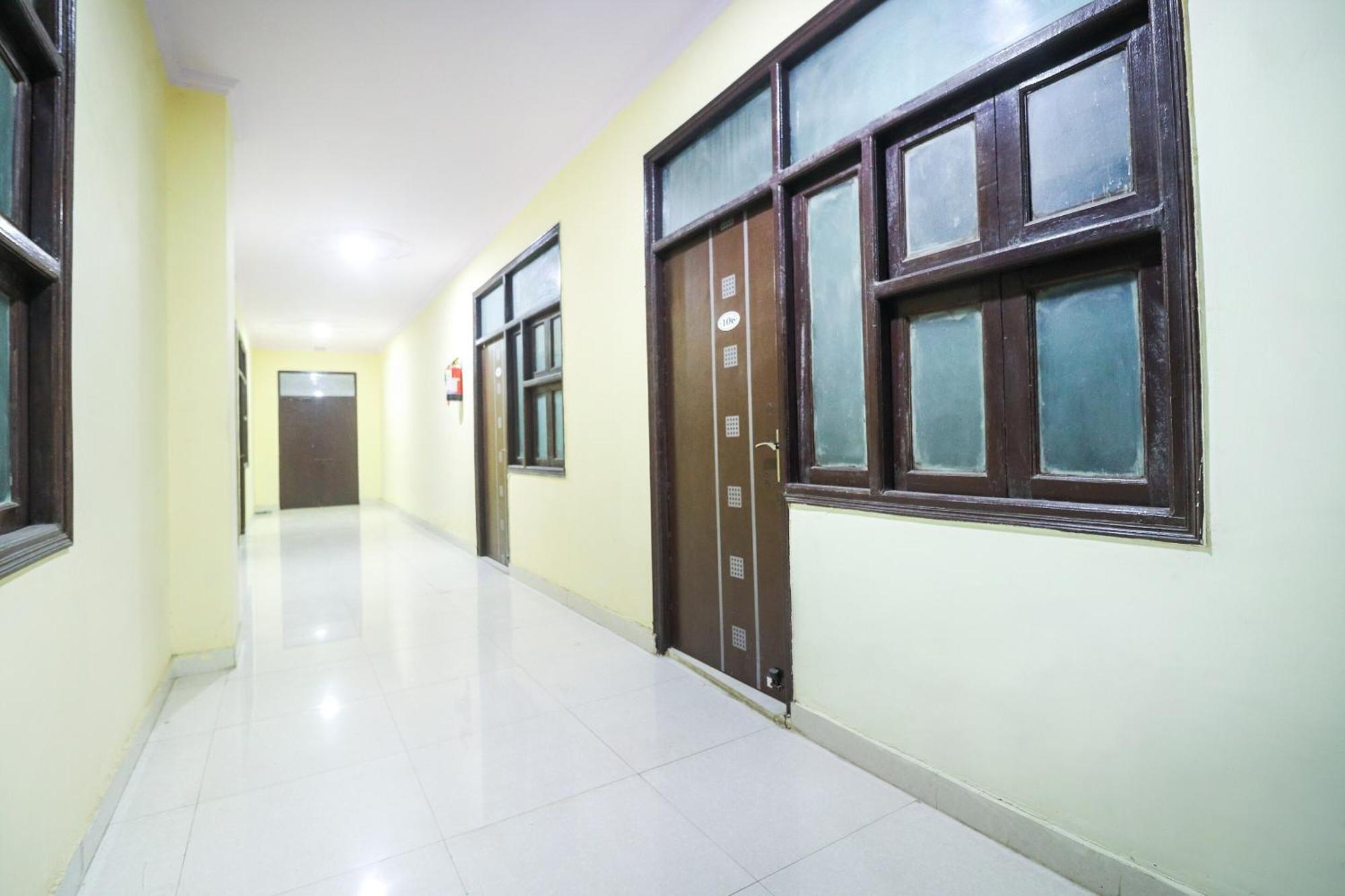 Hotel O Sunrise Inn Indirapuram Esterno foto